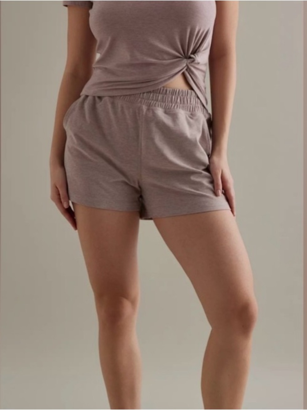 Beyond Yoga High Waisted Trek Shorts Large